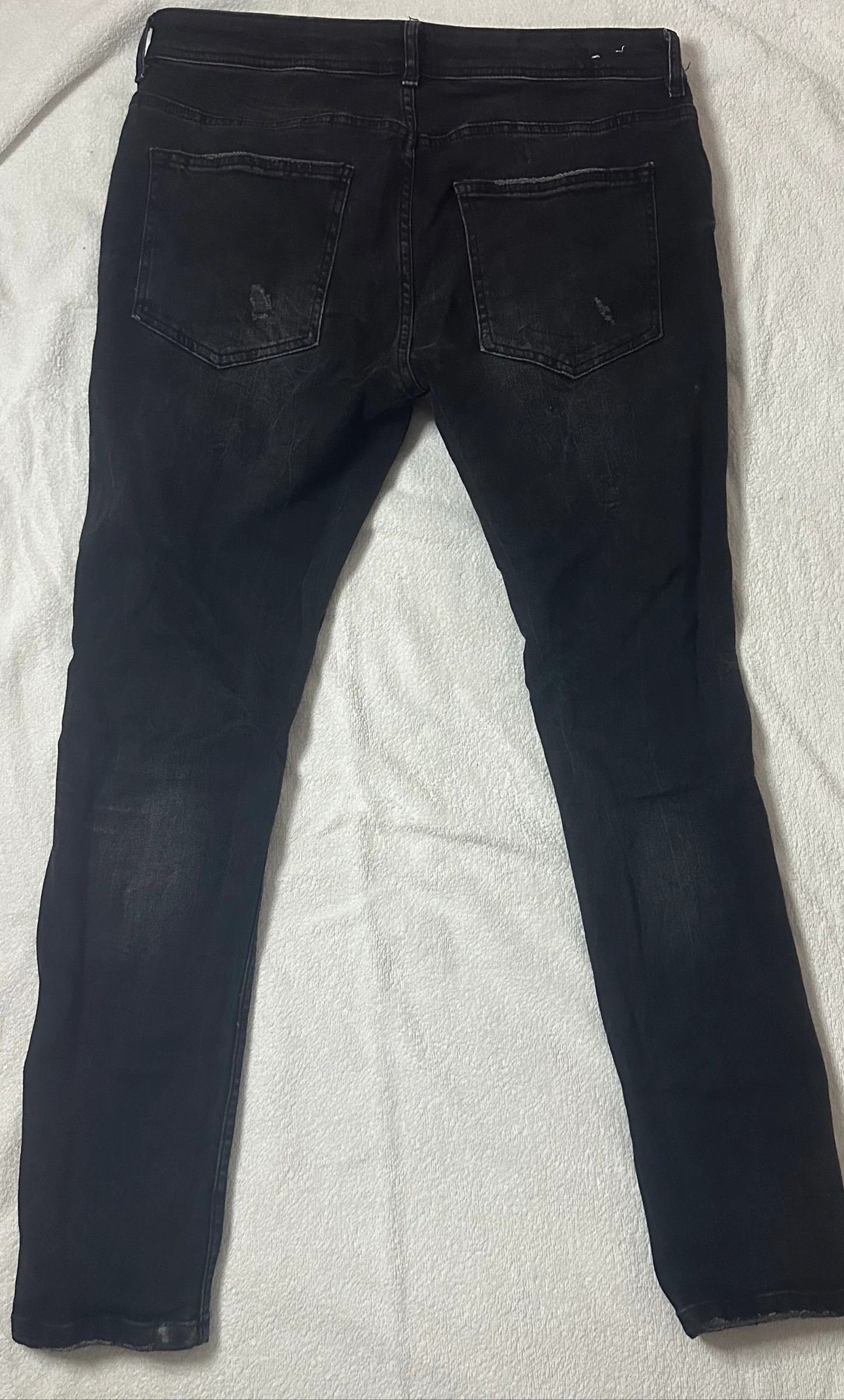 Vaqueros Bershka negros rotos – Talla L (EUR 42) – photo 2